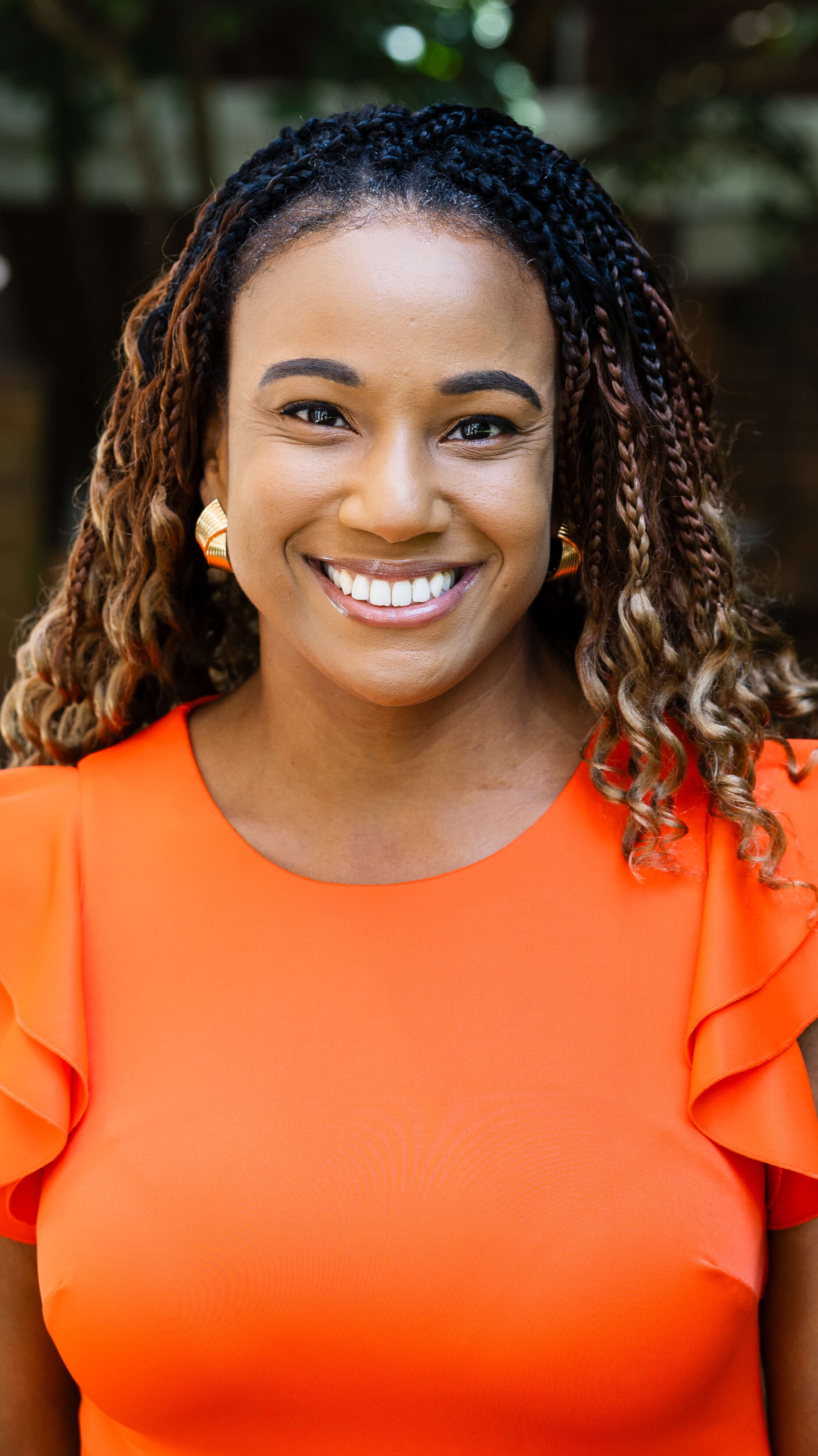 Headshot of Alicia Cowan Brown