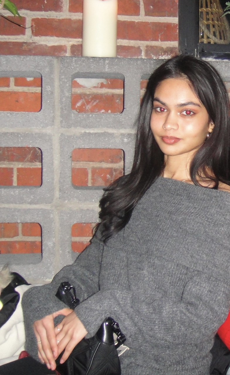 Afreen Reza Headshot