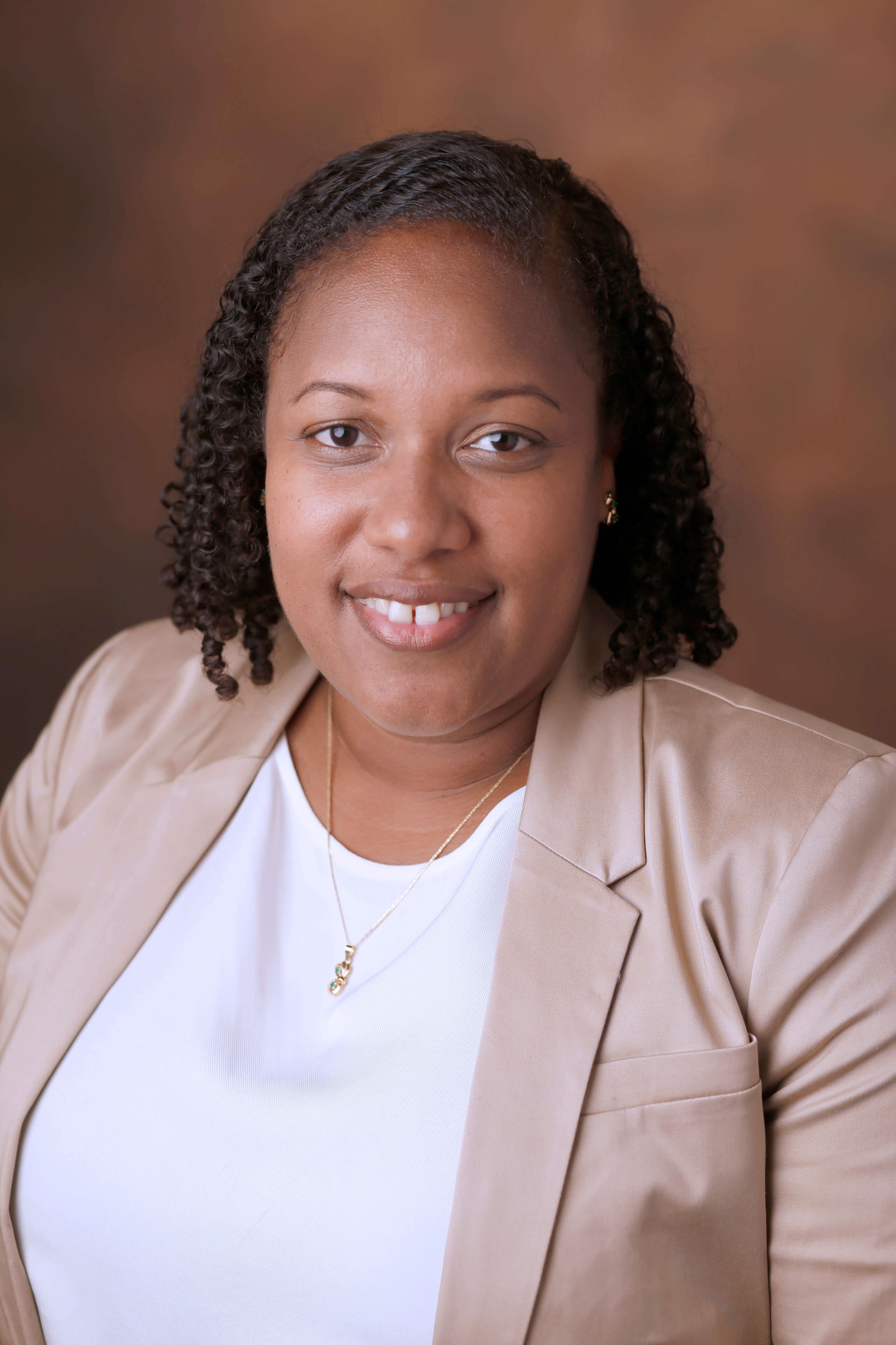 Headshot of Julie Vernon