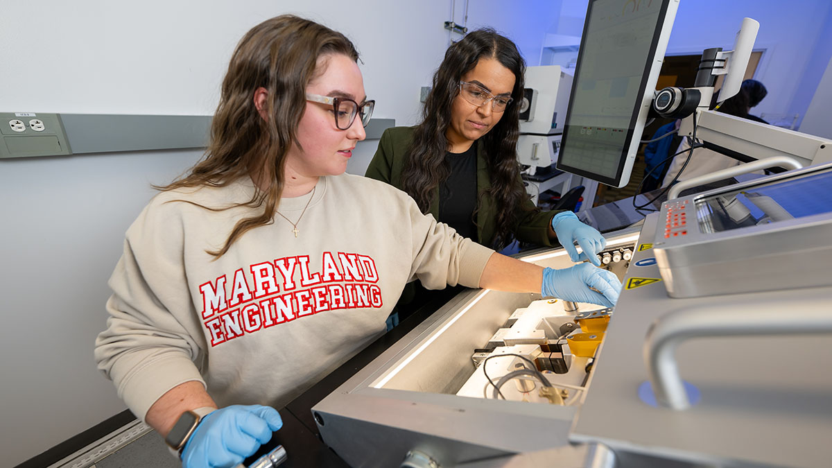 Students in a mechanical testing lab