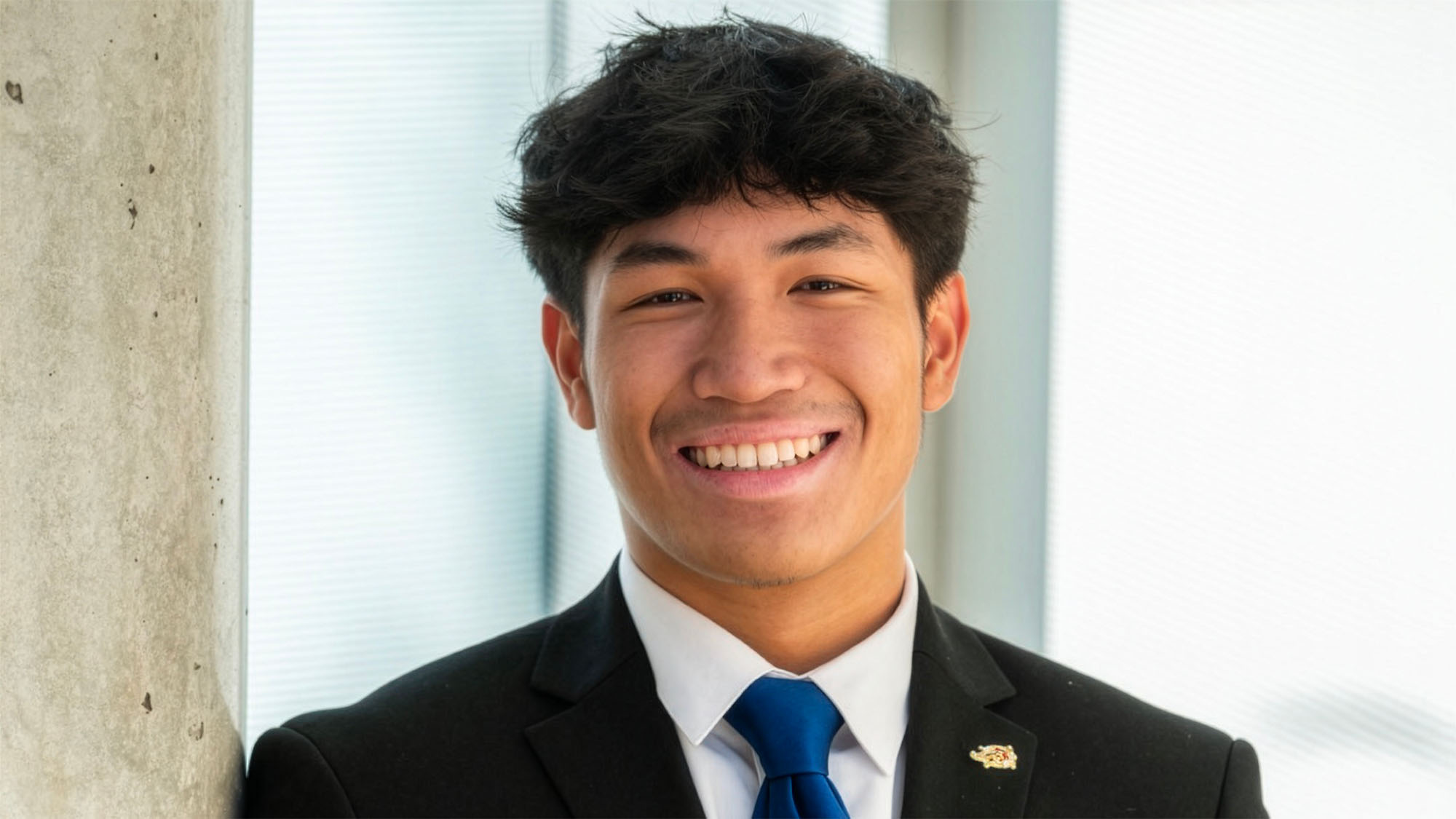 Miko Siarez Headshot of Miko Siarez