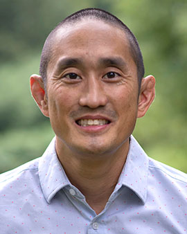 headshot of Vince Nguyen