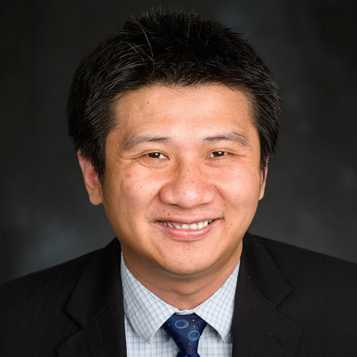Headshot of Yu Gan